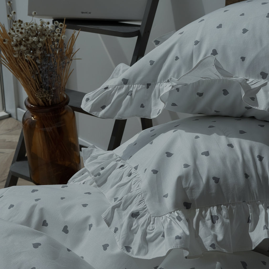 White Cotton Ranforce Bedding Set with Gray Hearts
