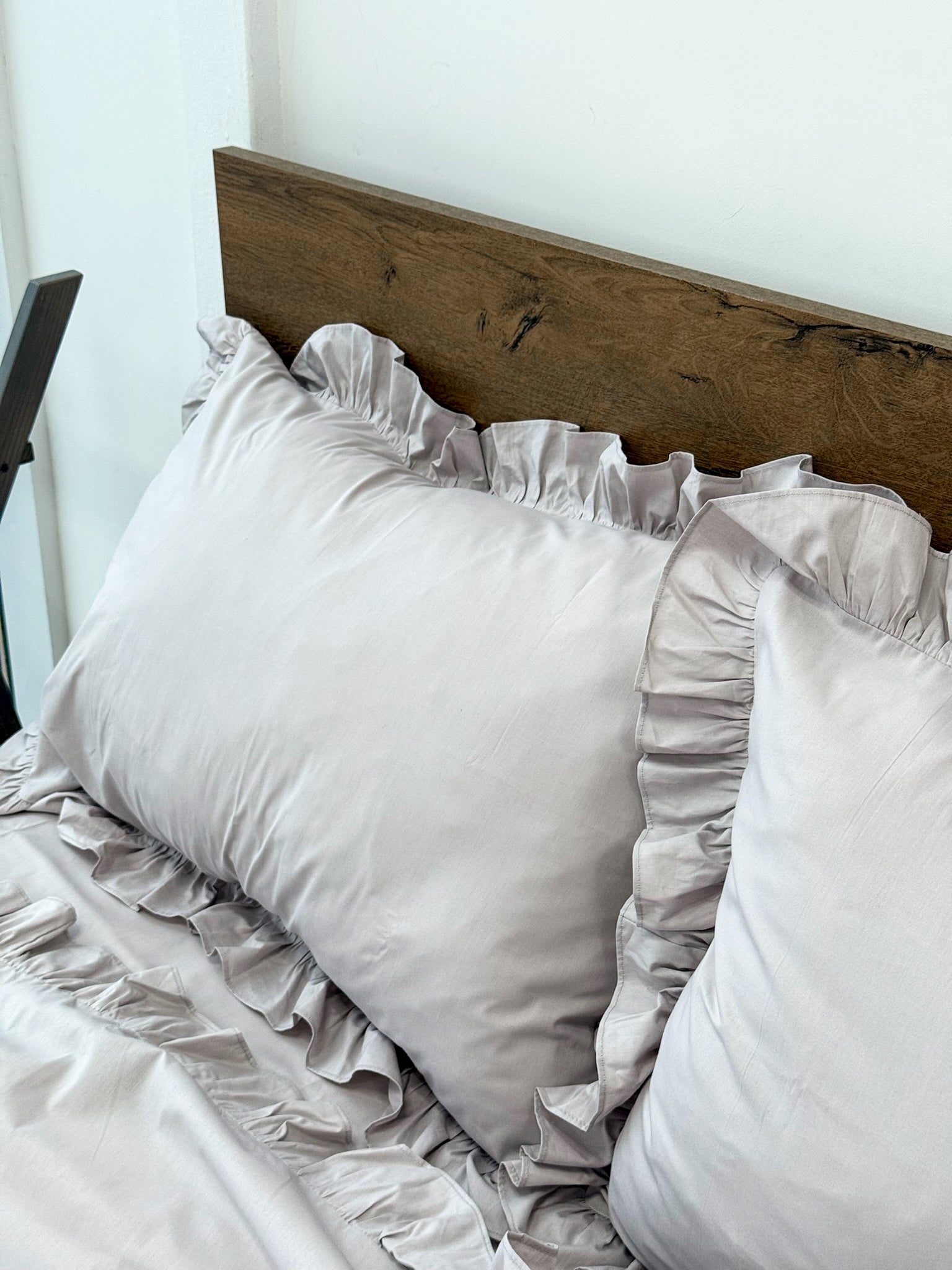 Light Gray Cotton Ranforce Ruffle Bedding Set