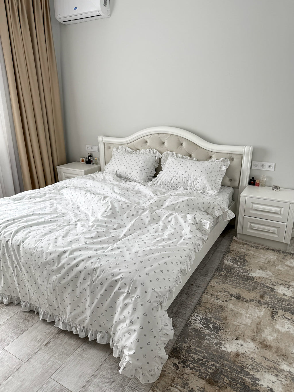 White Cotton Ranforce Ruffle Bedding Set with Gray Hearts
