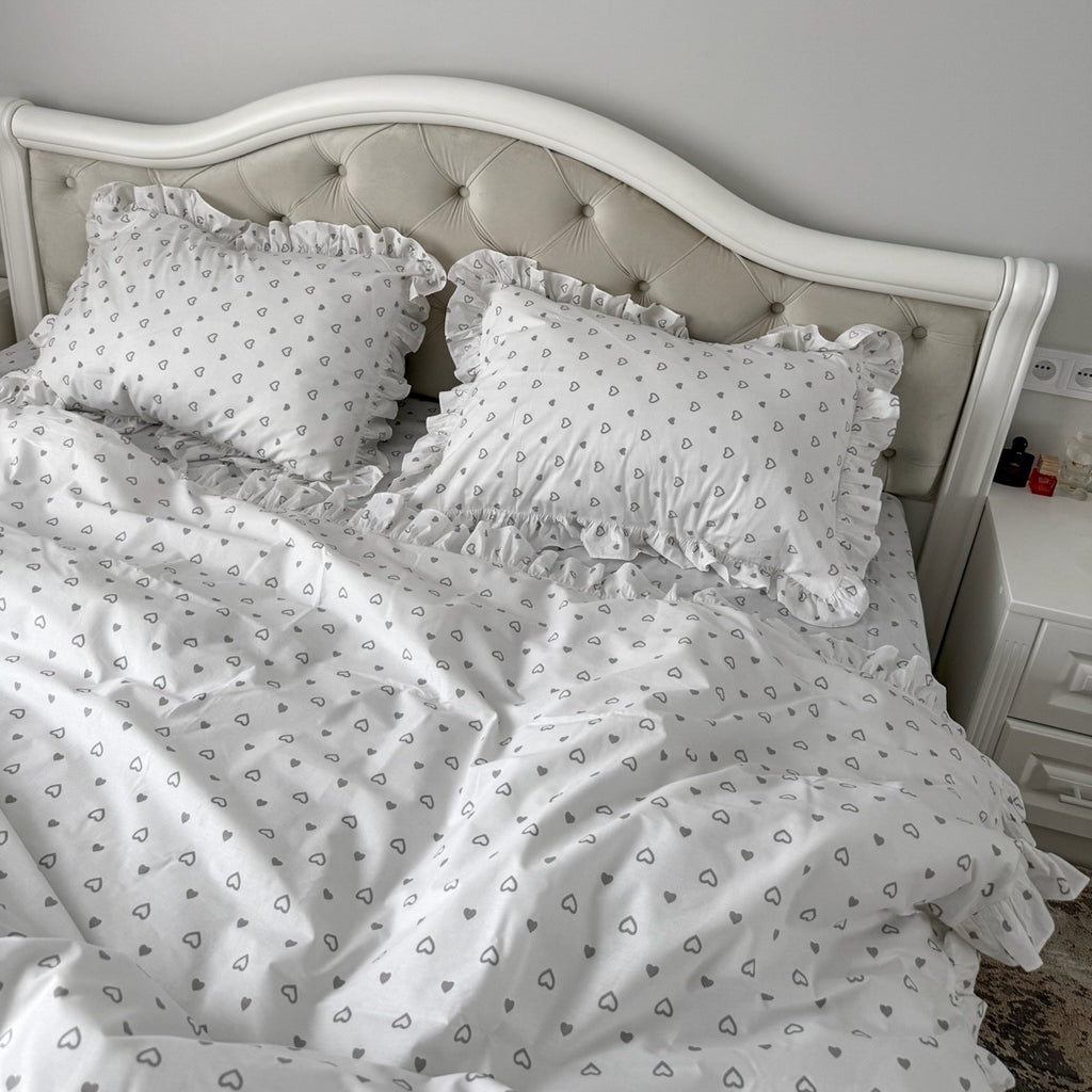White Cotton Ranforce Ruffle Bedding Set with Gray Hearts