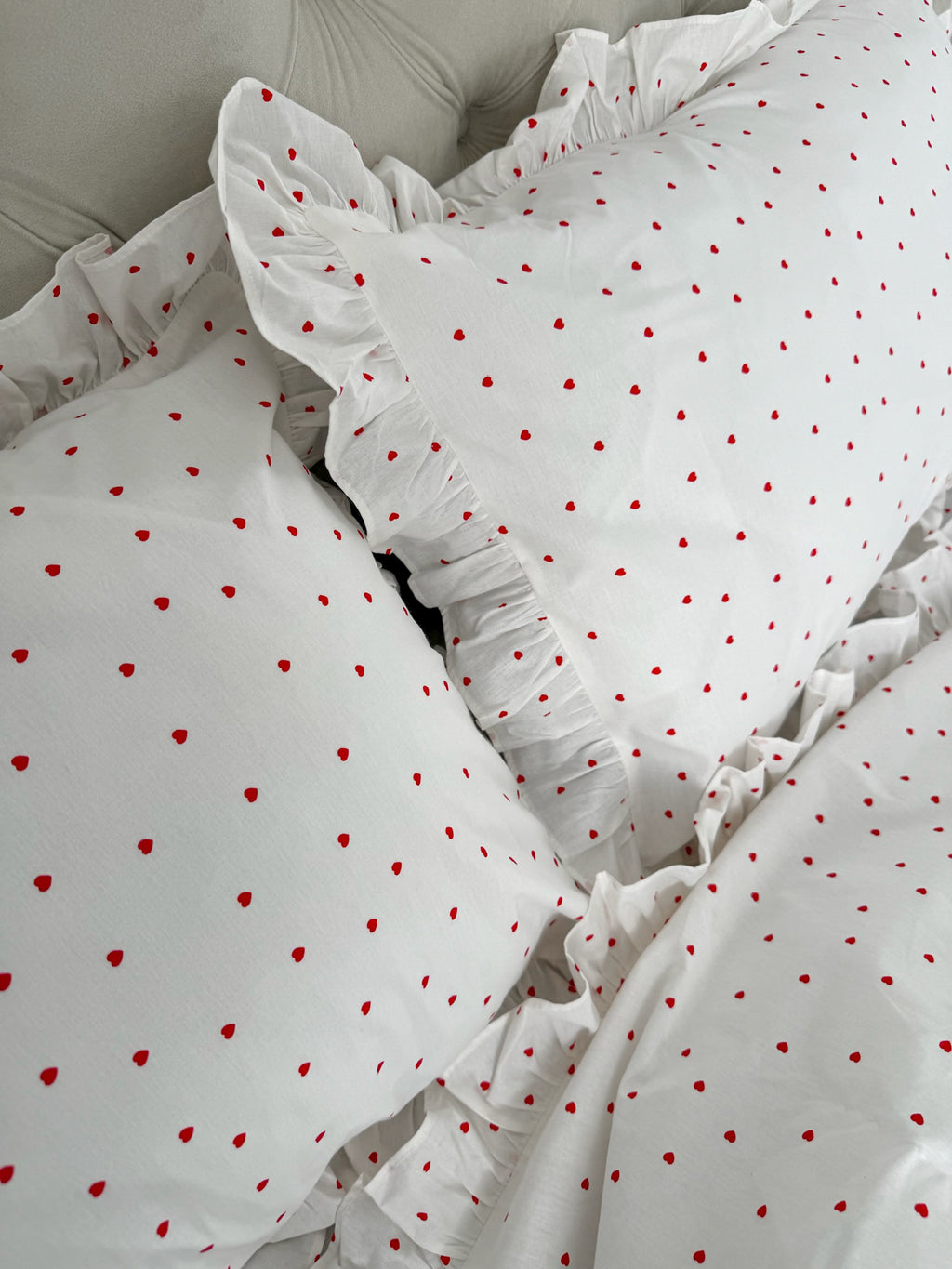 White Cotton Ranforce Ruffle Bedding Set with Red Hearts