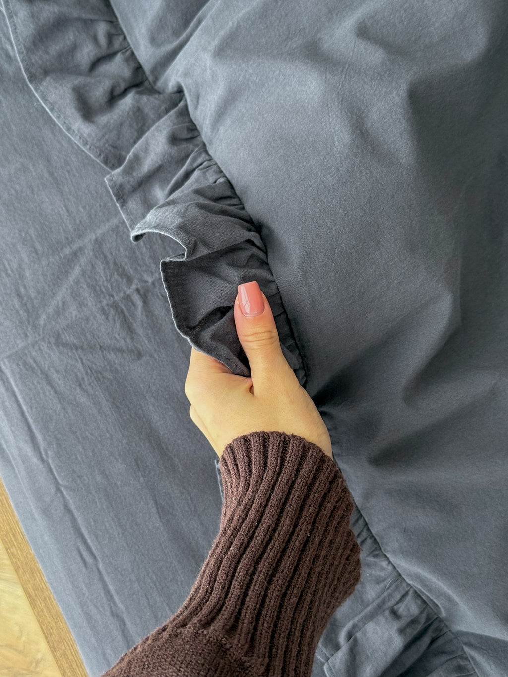 Graphite Washed Cotton Ruffle Bedding Set
