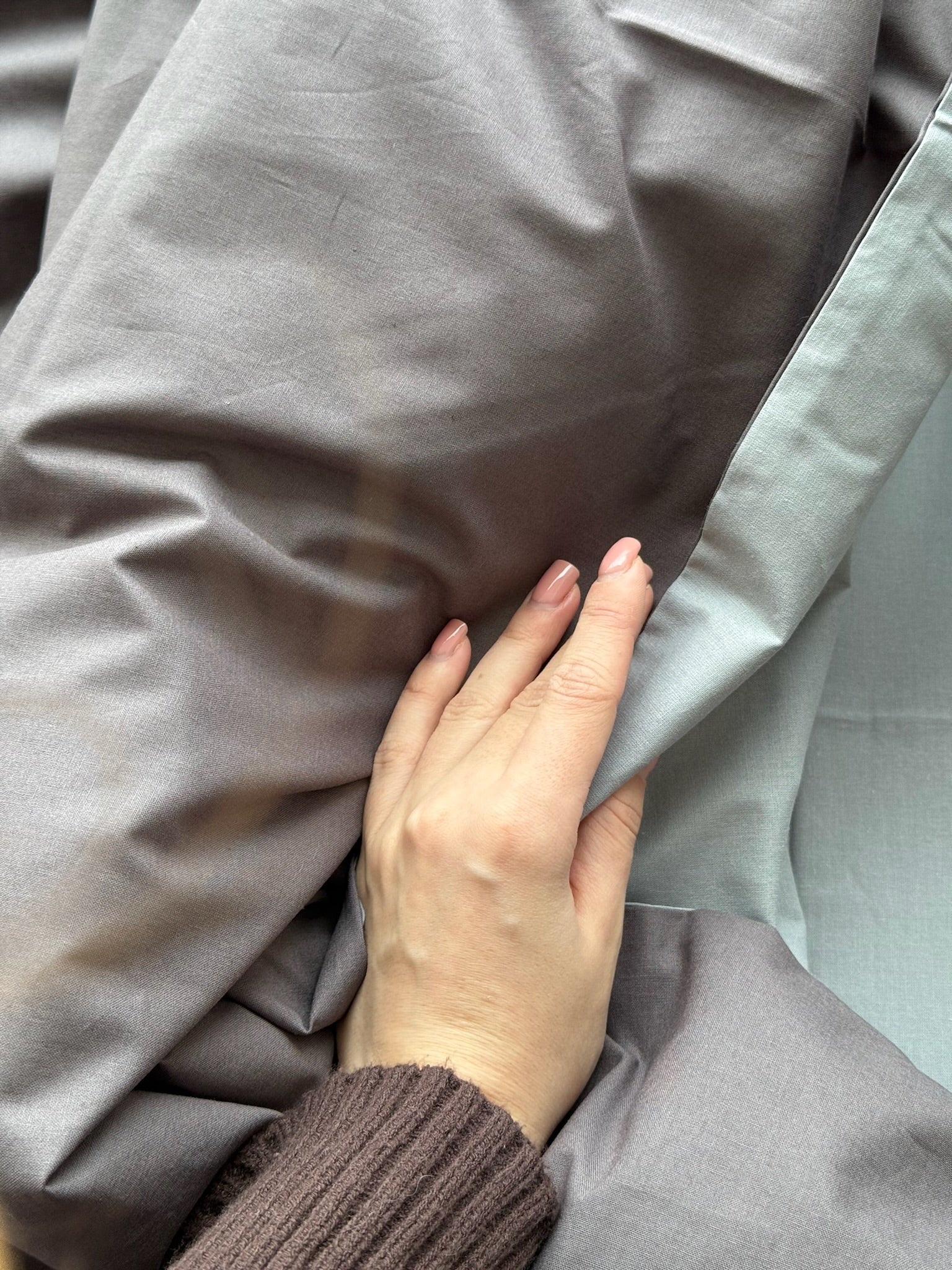 Graphite and Gray Cotton Bedding Set