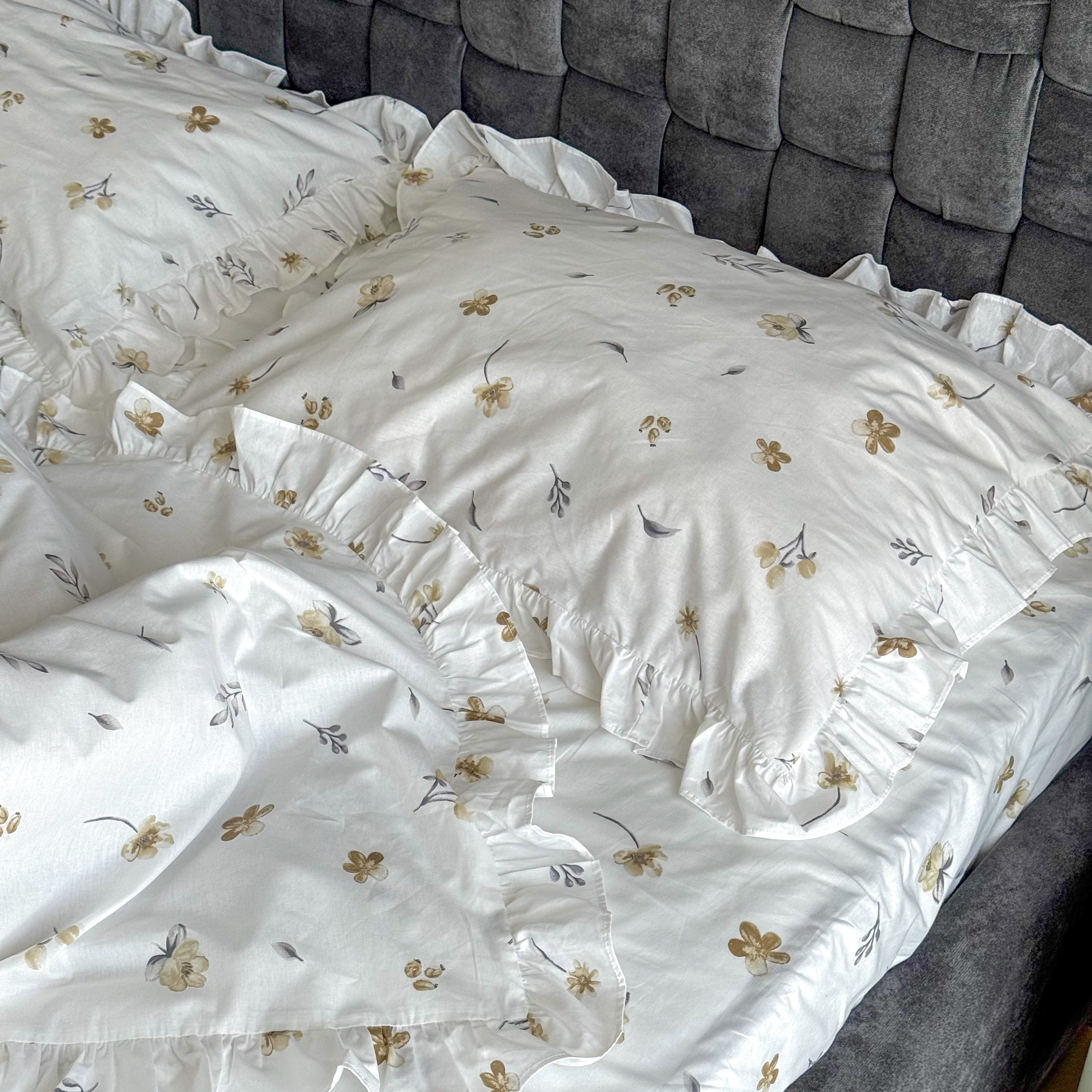 Floral Ruffle Bedding Set in Milk