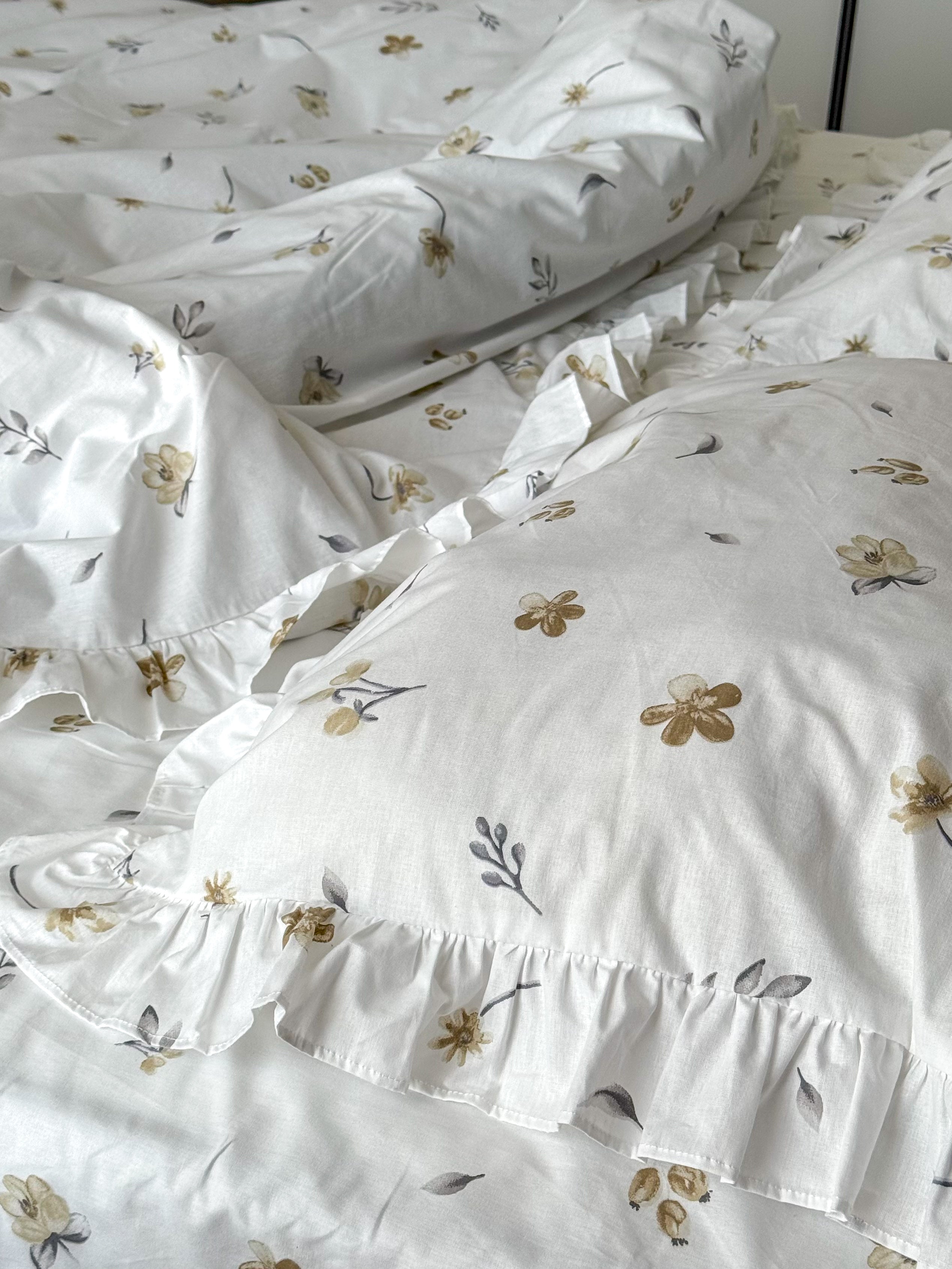 Floral Ruffle Bedding Set in Milk