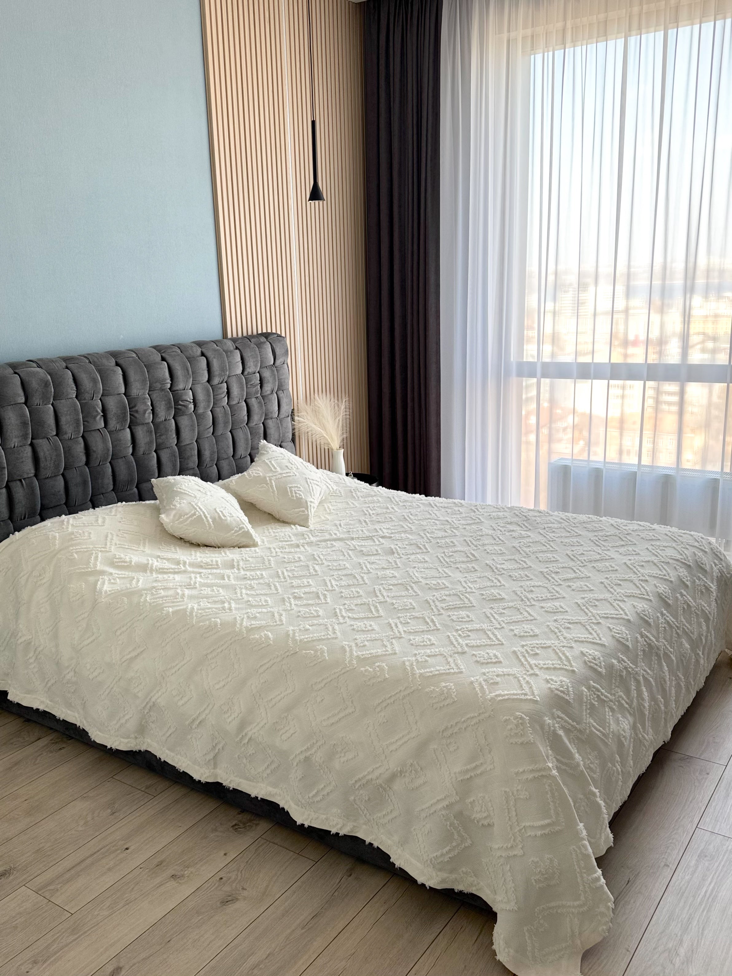 Ivory Scandinavian Bedspread