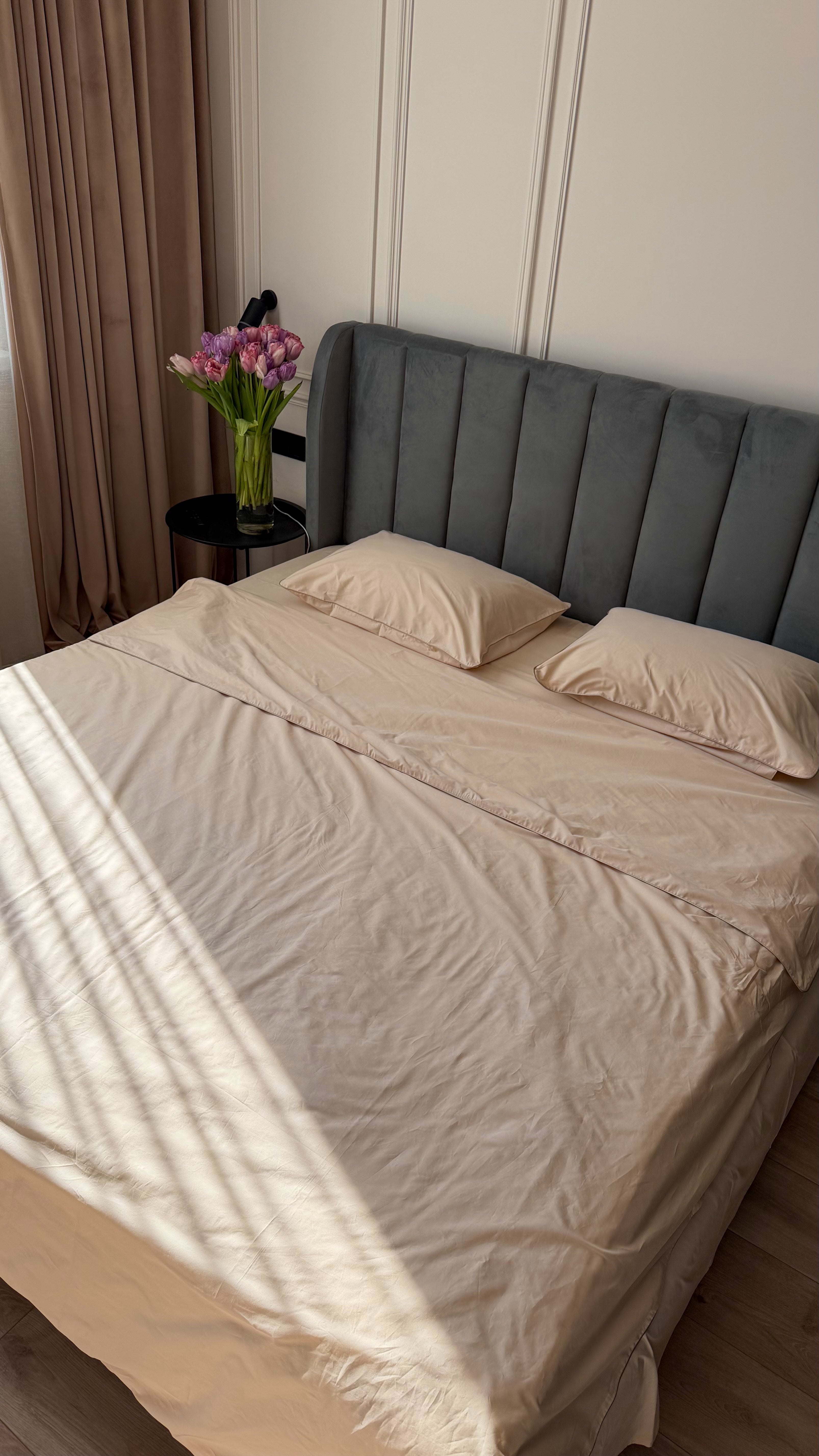 Beige Percale Bedding Set with Piping