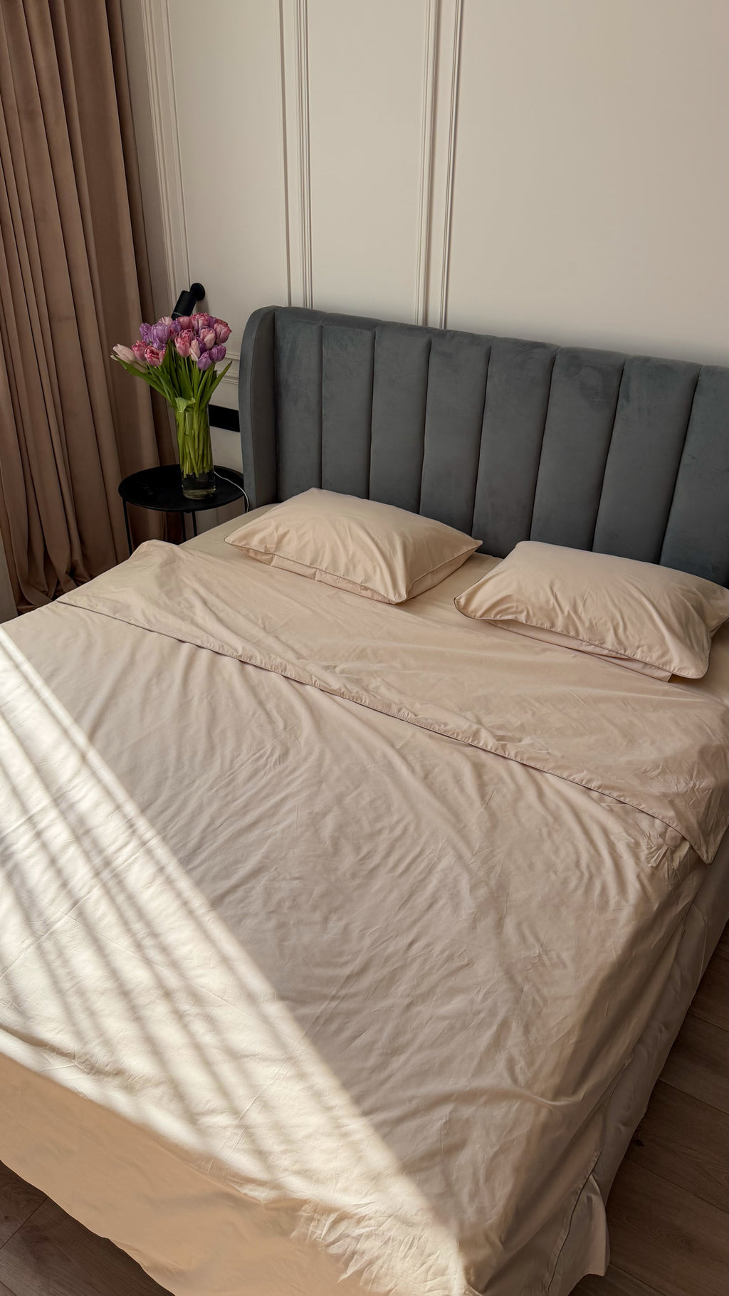 Beige Percale Bedding Set with Piping