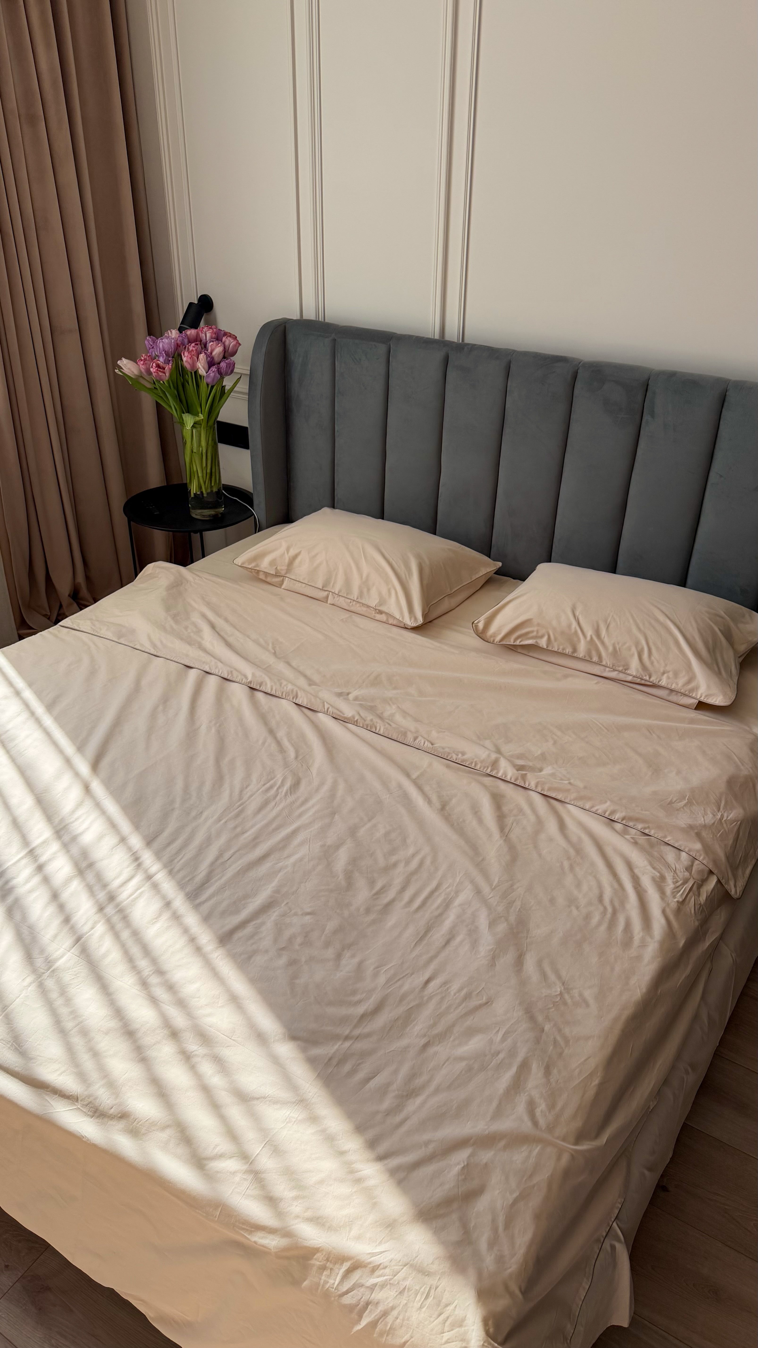 Beige Percale Bedding Set with Piping
