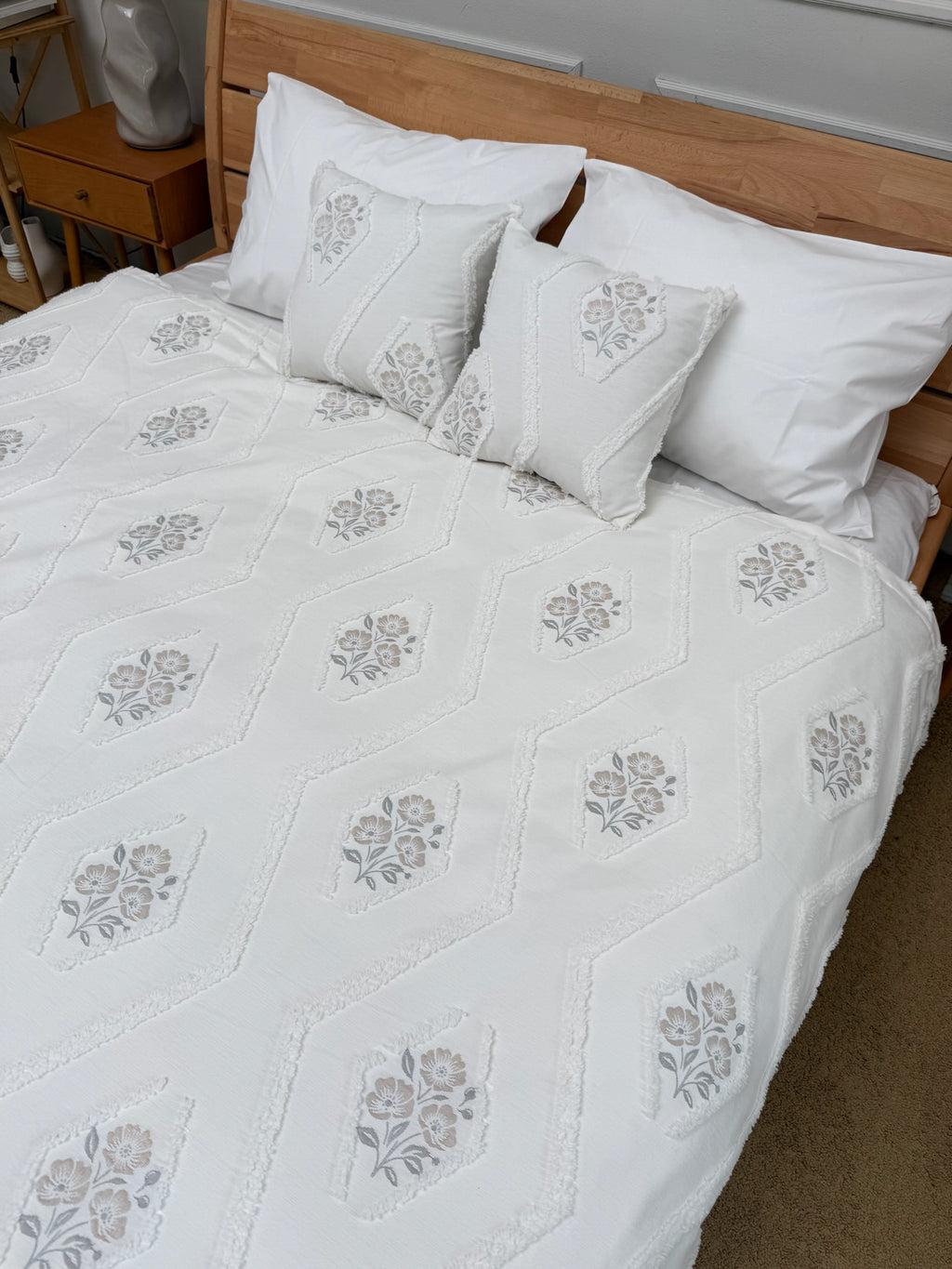 Ivory Patterned Scandinavian Bedspread