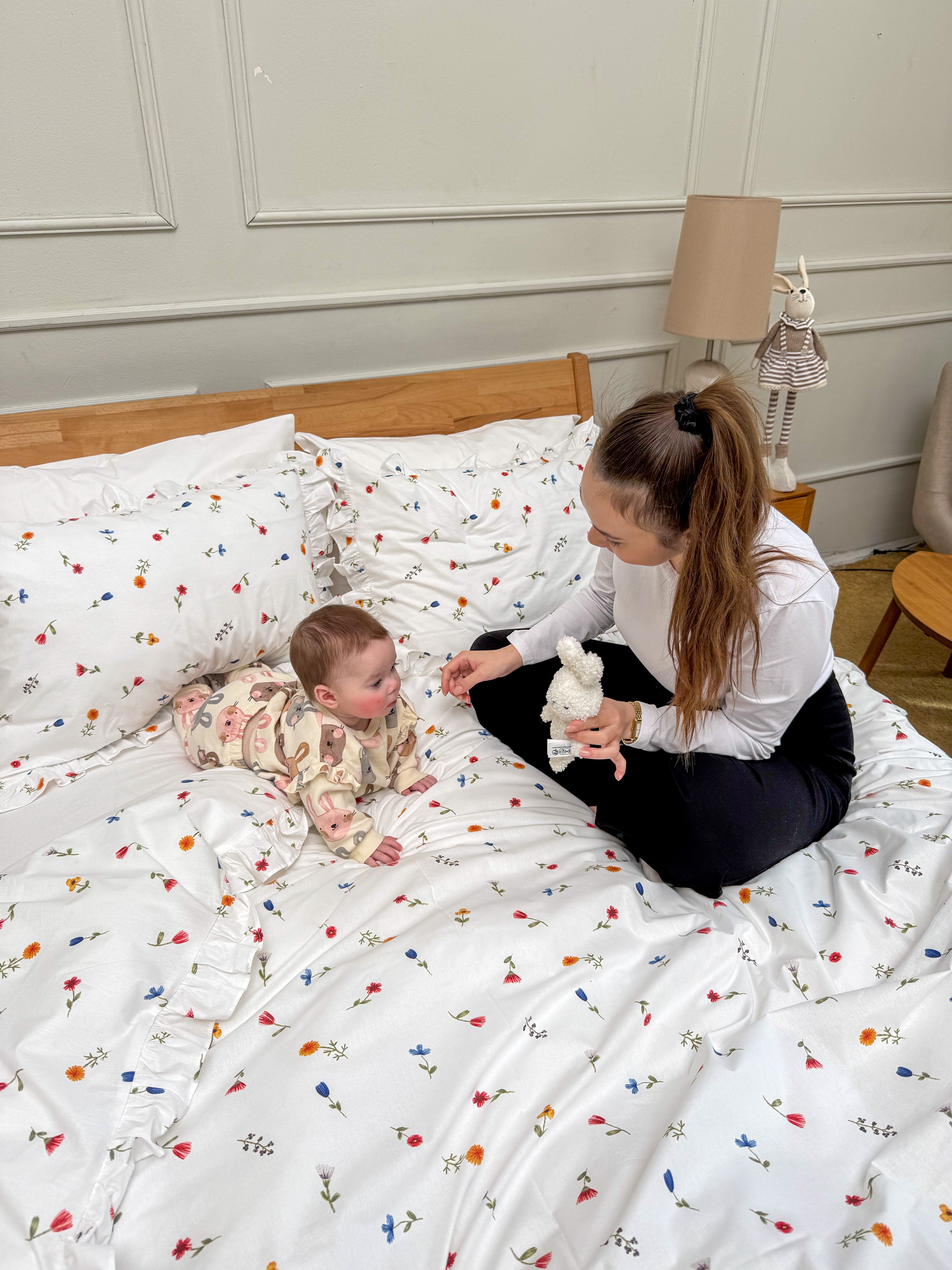 Floral Ruffle Bedding Set