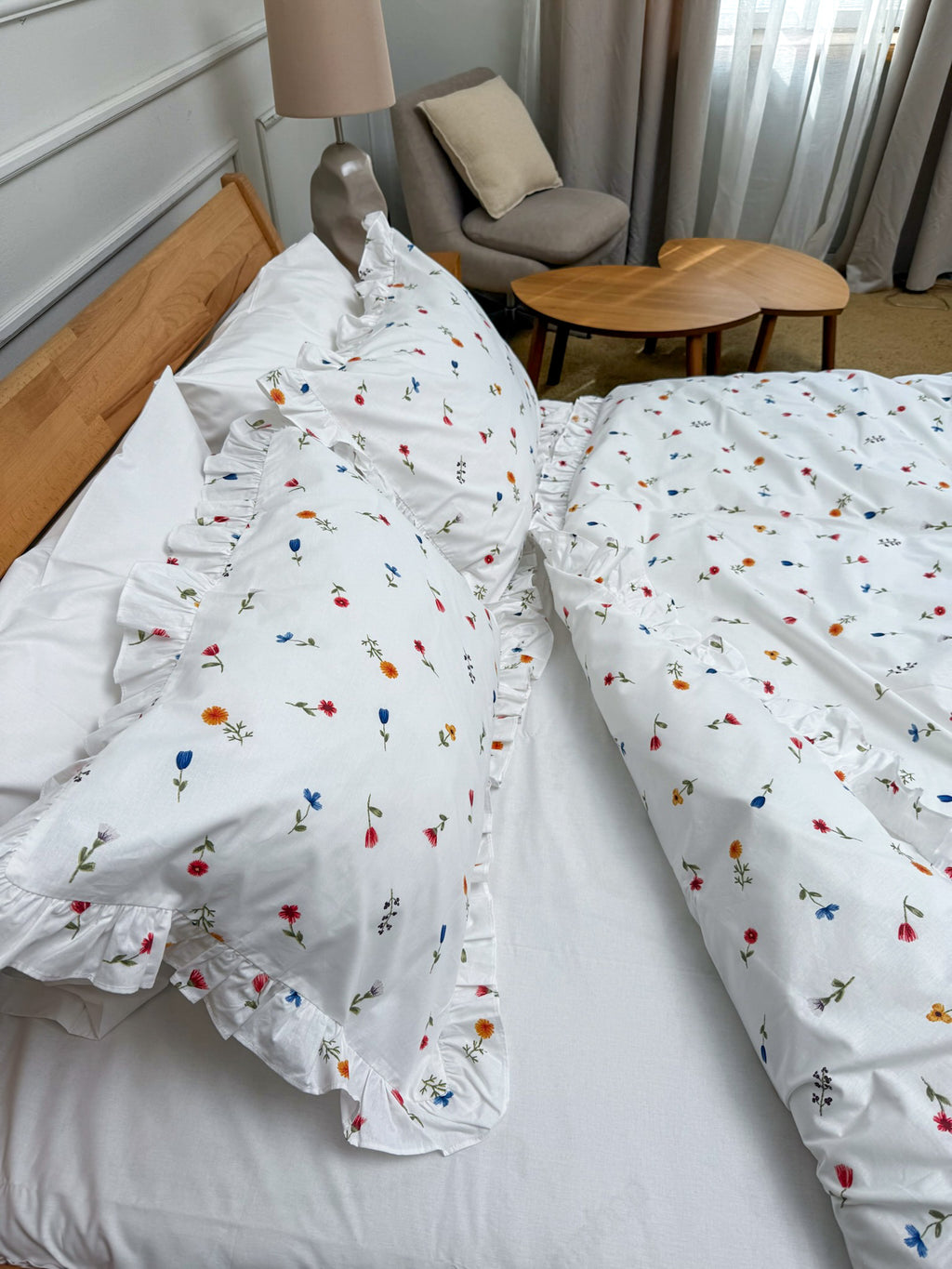 Floral Ruffle Bedding Set