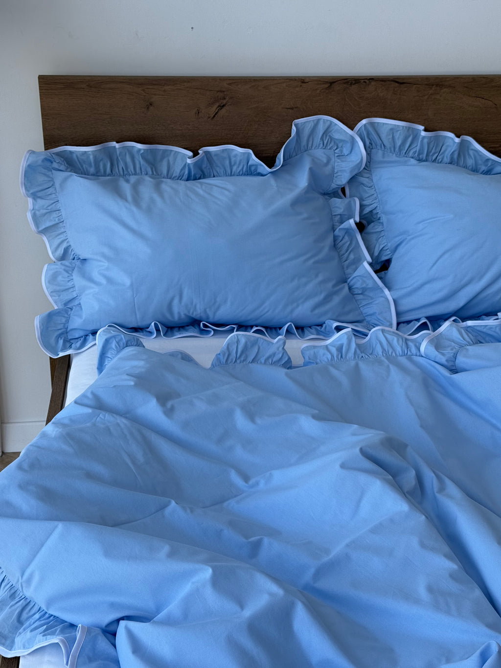 Sky Blue Ruffle Cotton Bedding Set