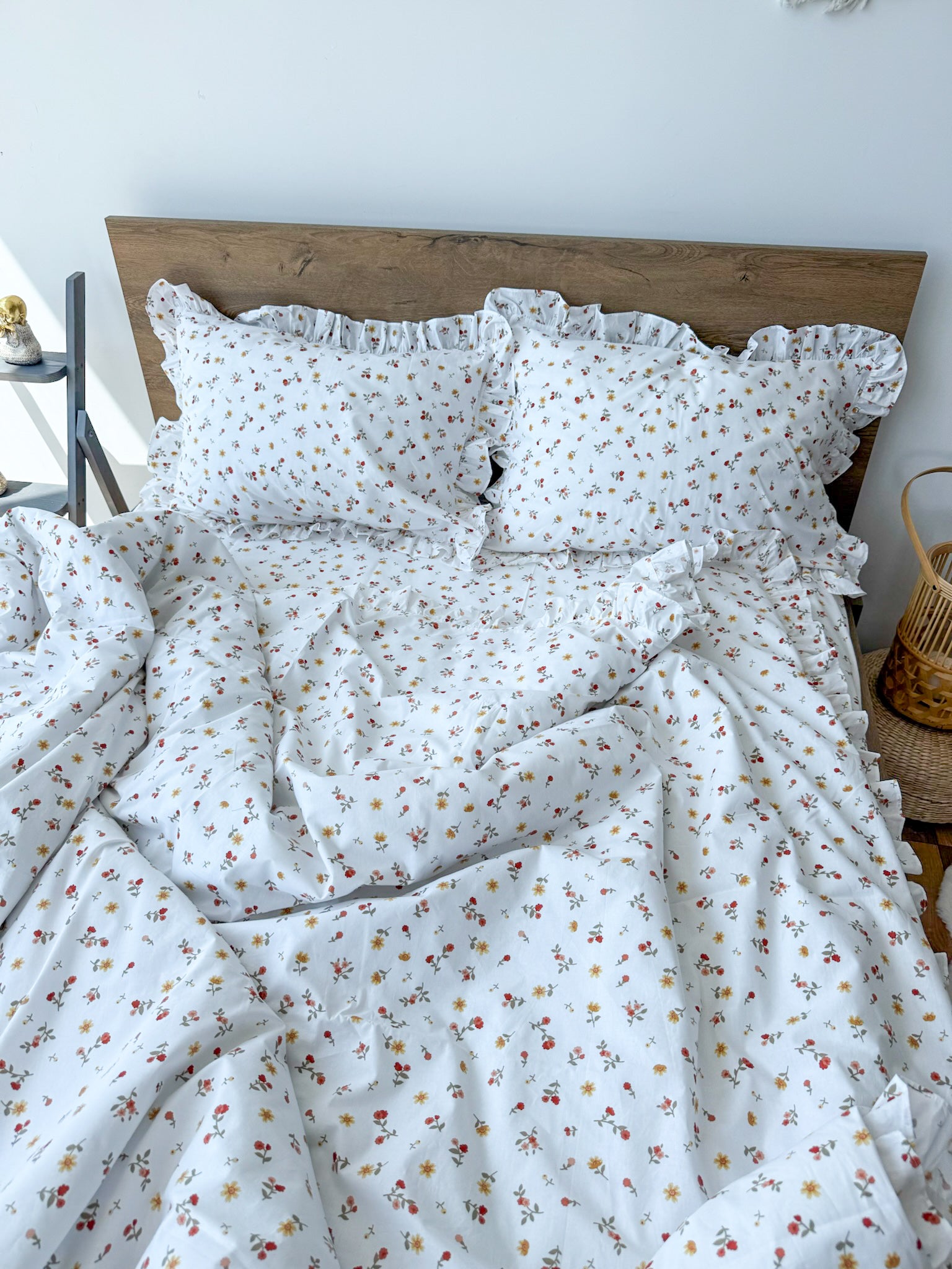 Small Floral Print Ruffle Cotton Bedding Set