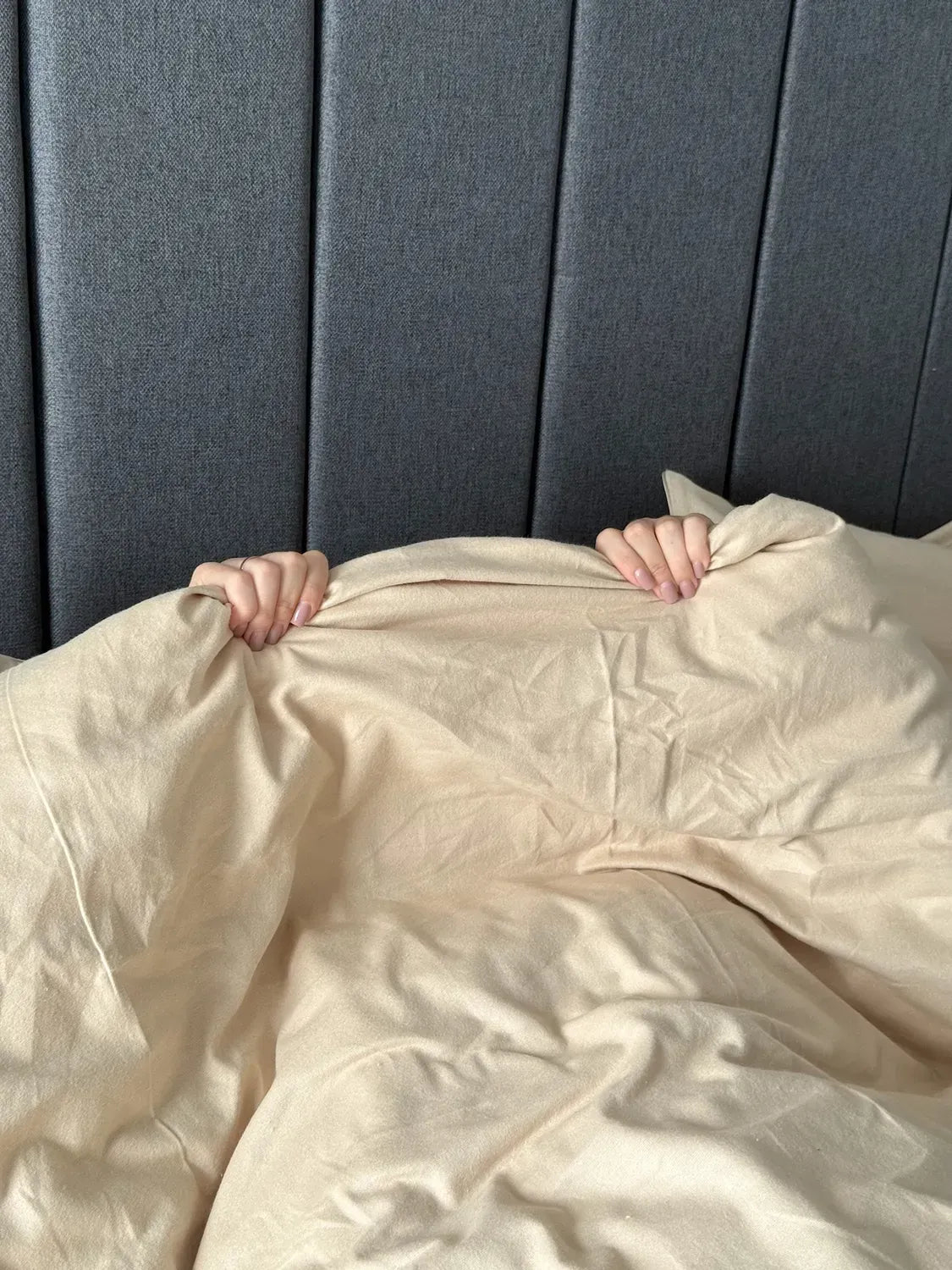 Beige Cotton Flannel Duvet Cover Set with Pillowcase Trim — photo 10