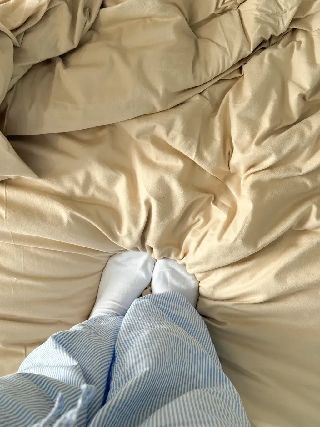 Beige Cotton Flannel Duvet Cover Set with Pillowcase Trim — photo 11