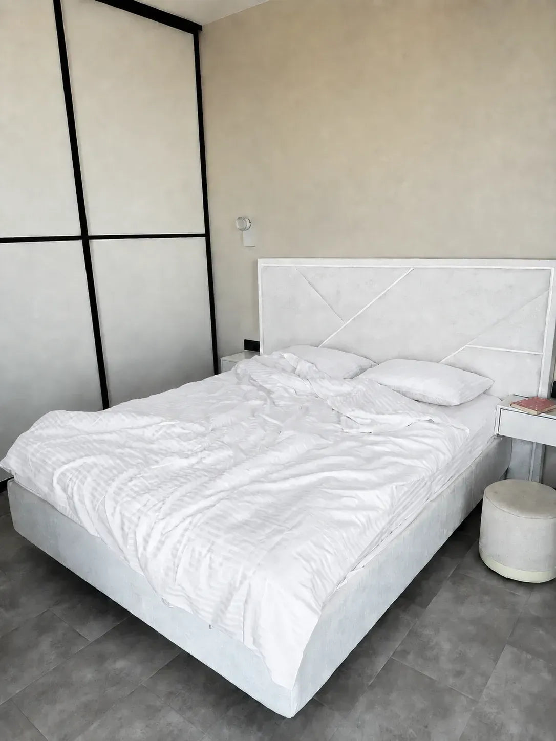 White Cotton Stripe Sateen Duvet Cover Set — photo 3