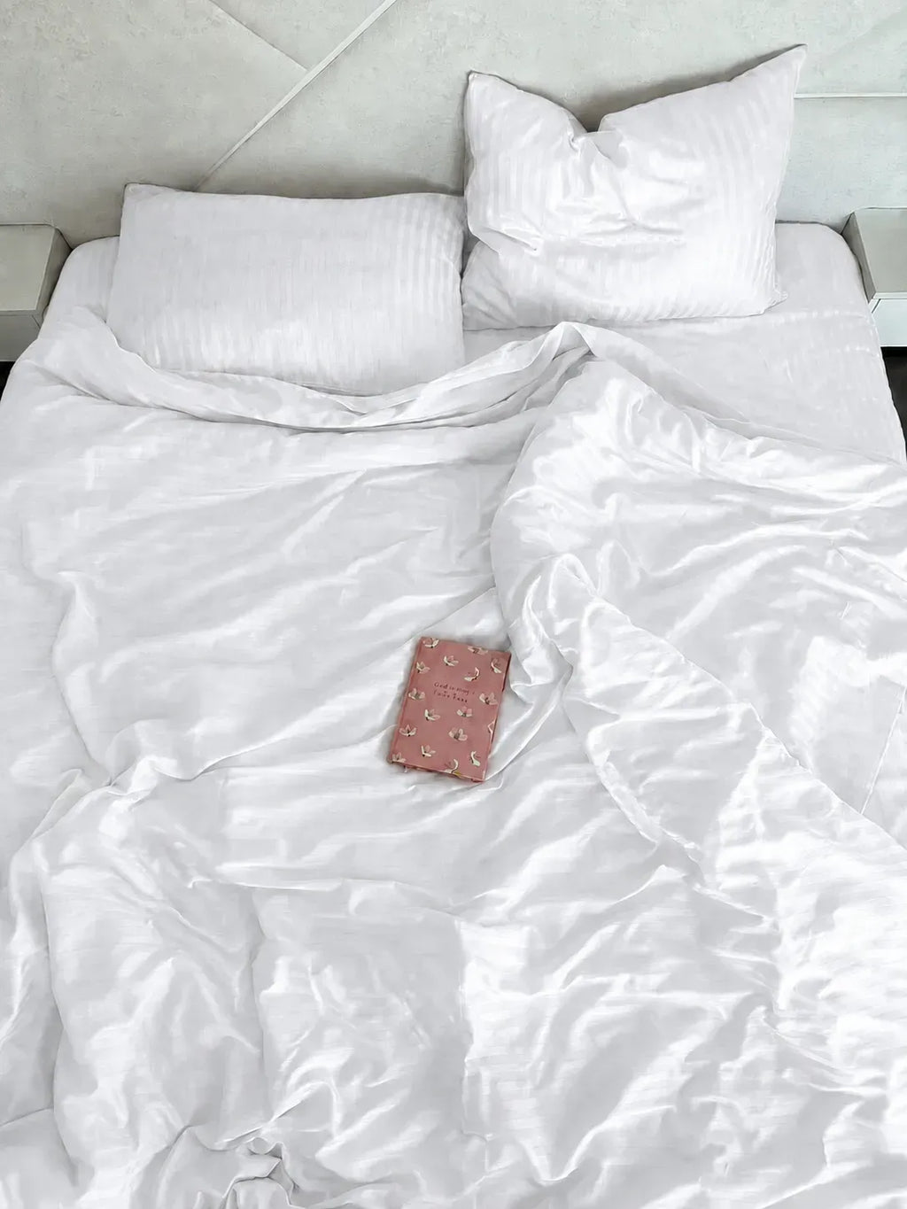 White Cotton Stripe Sateen Duvet Cover Set — photo 4