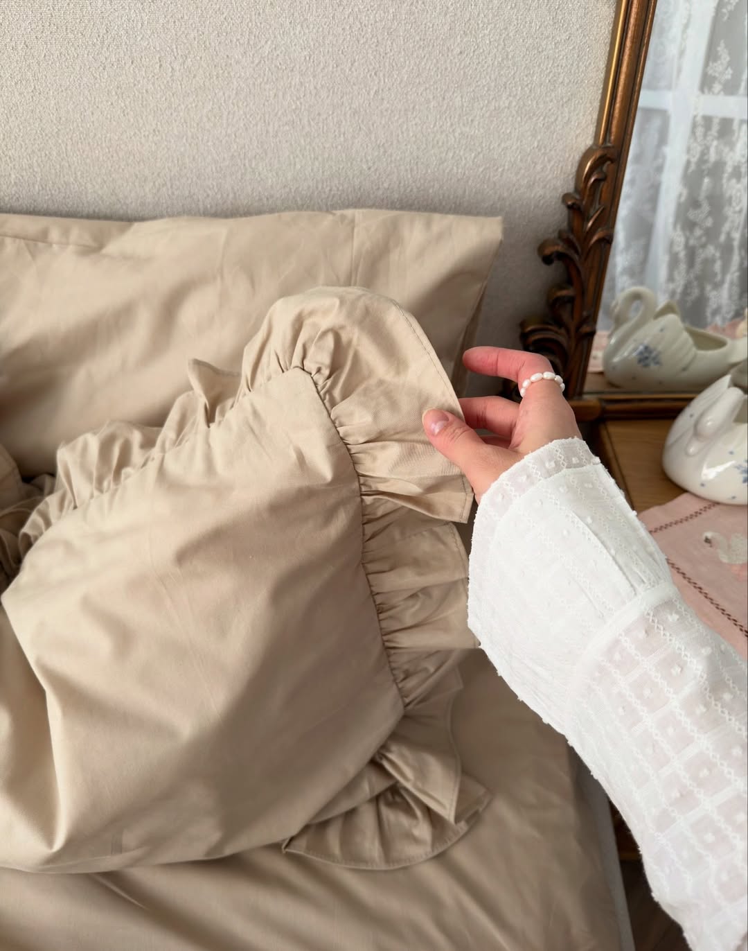 Beige Ruffle Bedding Set