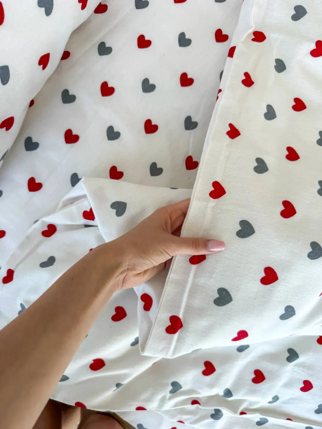 Red & Gray Hearts Cotton Flannel Duvet Cover Set — photo 3