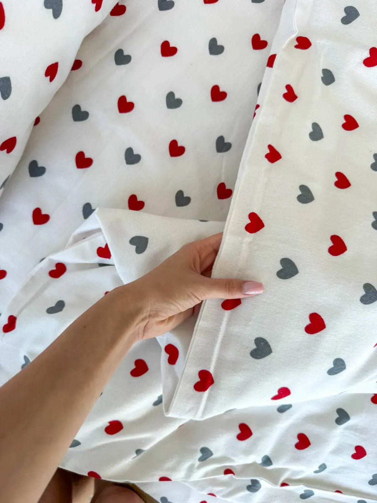 Red & Gray Hearts Cotton Flannel Duvet Cover Set — photo 3