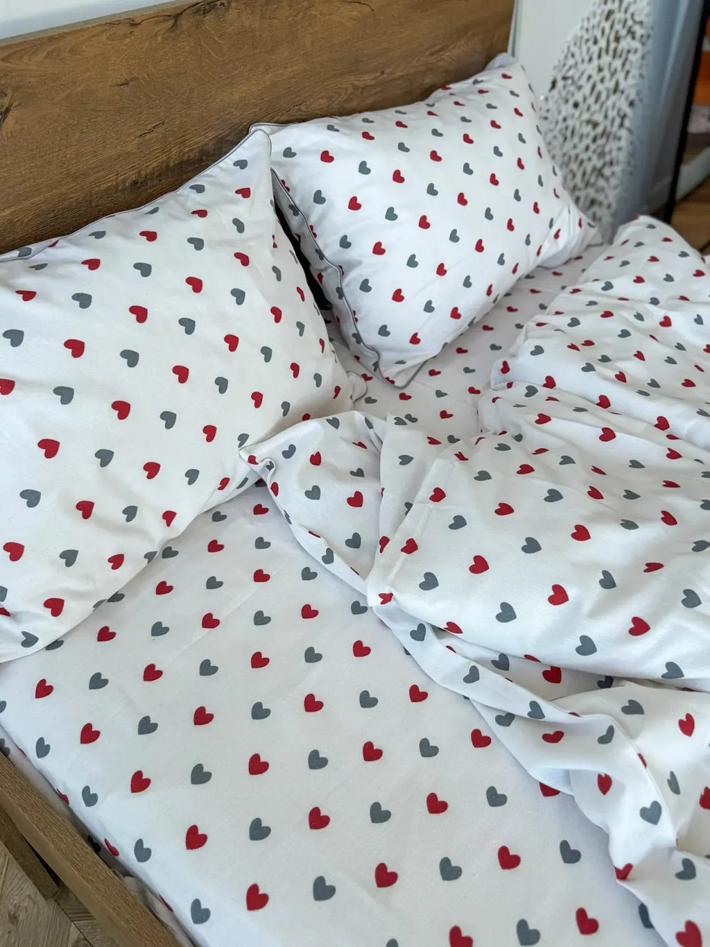 Red & Gray Hearts Cotton Flannel Duvet Cover Set — photo 6