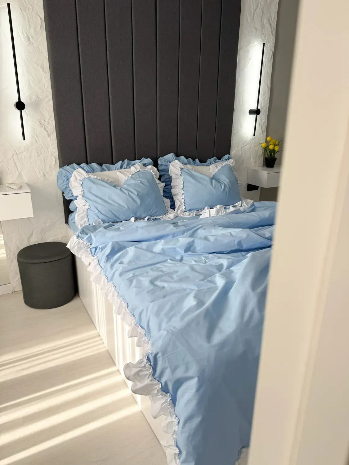 Sky Blue & White Ranforce Cotton Ruffle Duvet Cover Set — photo 7