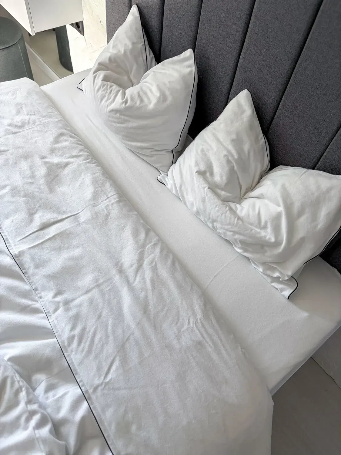 White Cotton Flannel Duvet Cover Set with Black Trim — photo 2