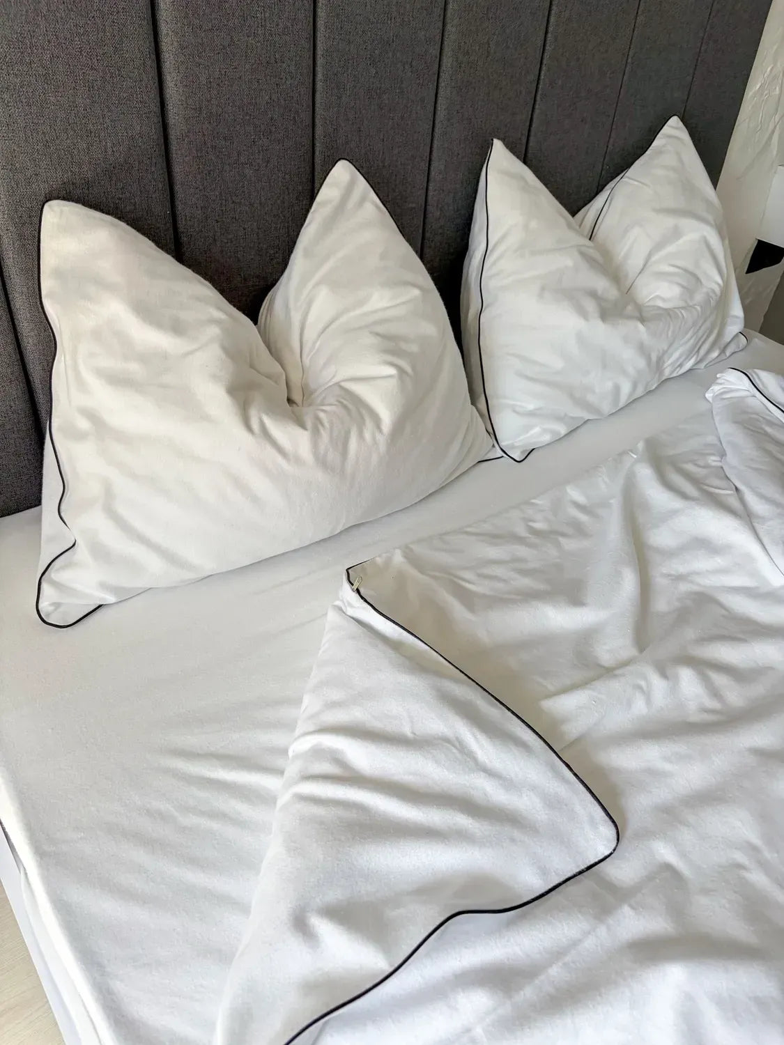 White Cotton Flannel Duvet Cover Set with Black Trim — photo 4