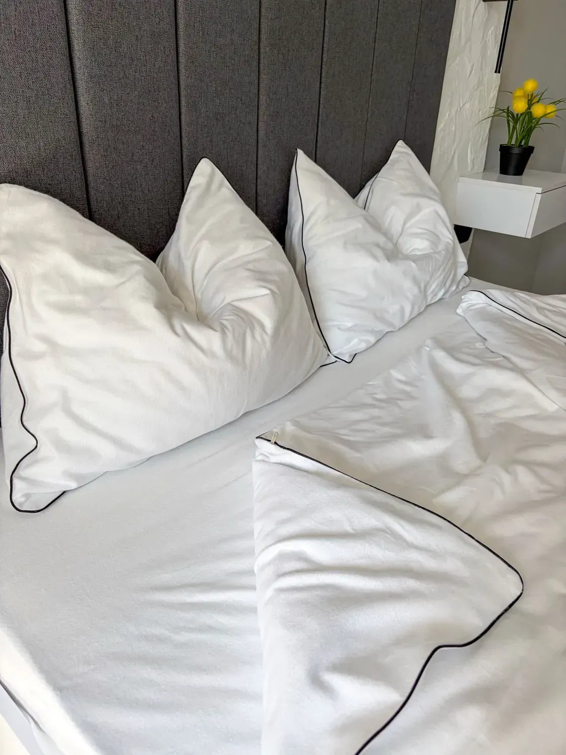 White Cotton Flannel Duvet Cover Set with Black Trim — photo 6