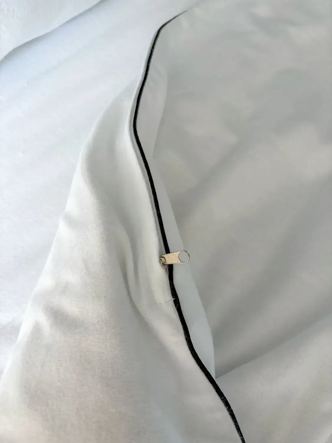 White Cotton Flannel Duvet Cover Set with Black Trim — photo 7