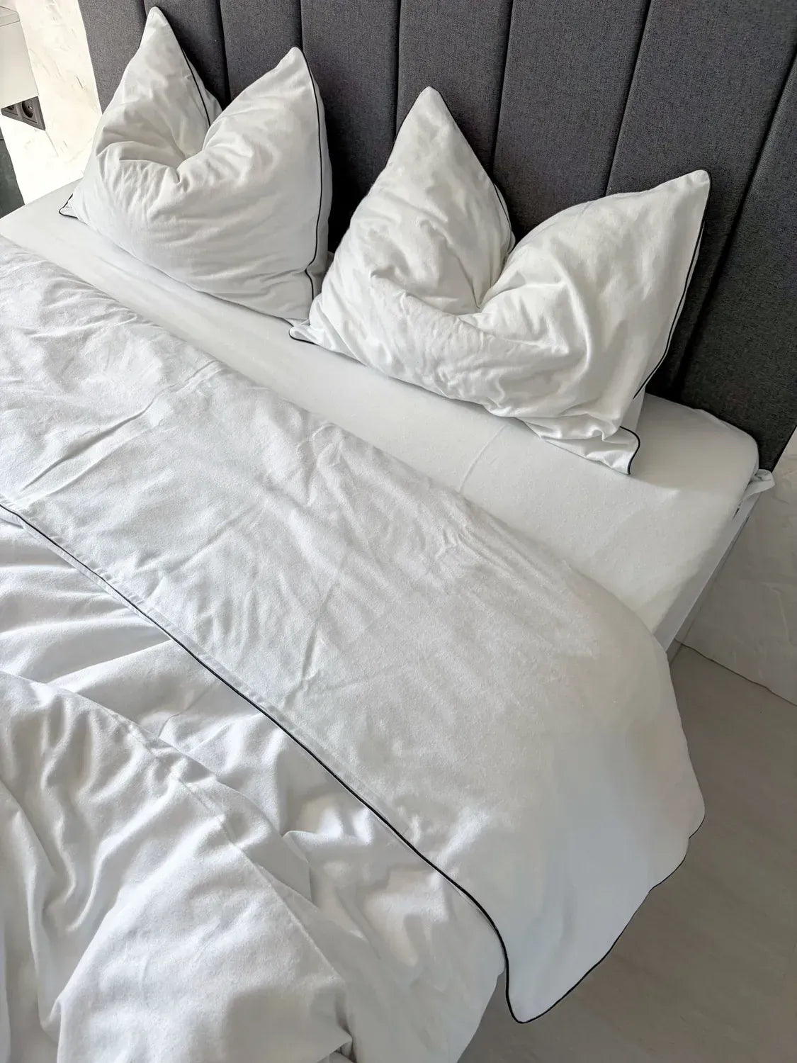 White Cotton Flannel Duvet Cover Set with Black Trim — photo 10
