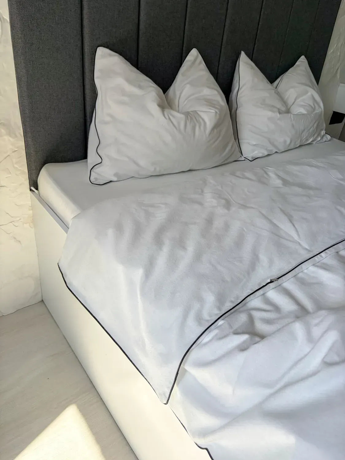 White Cotton Flannel Duvet Cover Set with Black Trim — photo 12